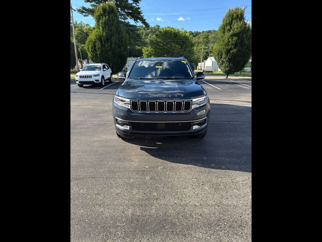 2023 Jeep Wagoneer Base