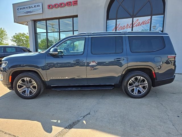 2023 Jeep Wagoneer Base