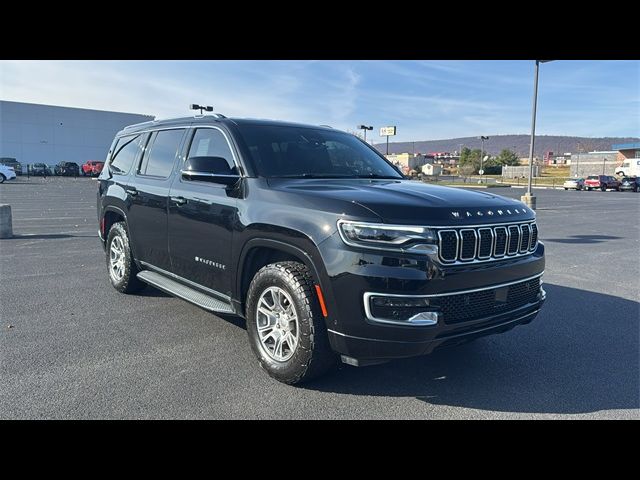 2023 Jeep Wagoneer Base