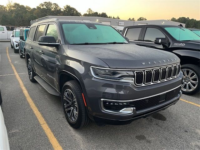 2023 Jeep Wagoneer Base