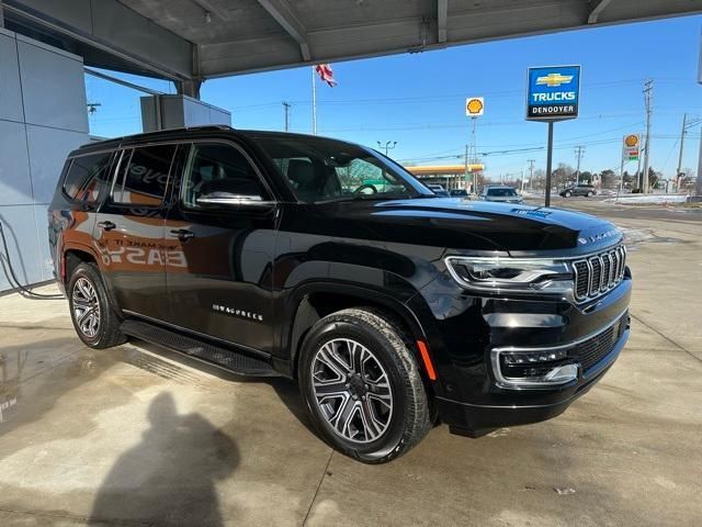 2023 Jeep Wagoneer Base