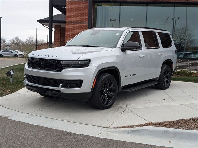 2023 Jeep Wagoneer Base