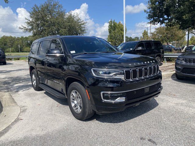 2023 Jeep Wagoneer Base