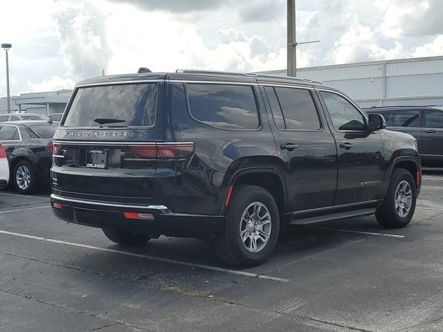 2023 Jeep Wagoneer Base