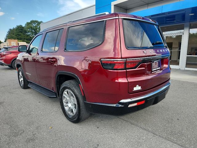 2023 Jeep Wagoneer Base