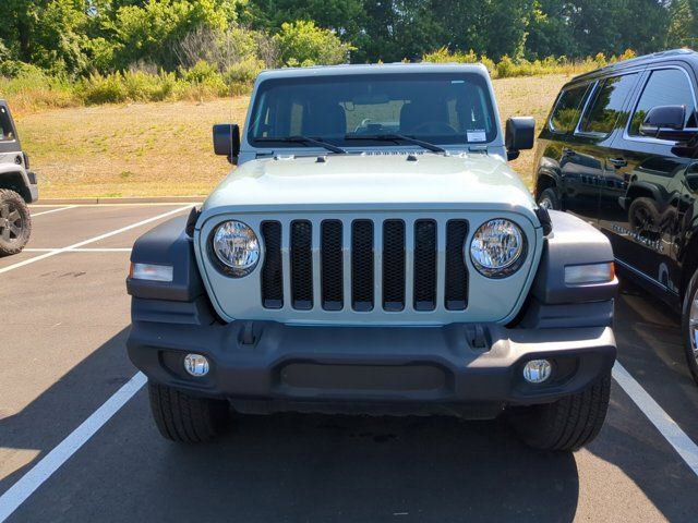 2023 Jeep Wrangler Sport Altitude