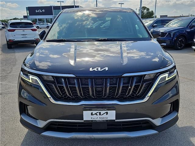 2023 Kia Carnival EX