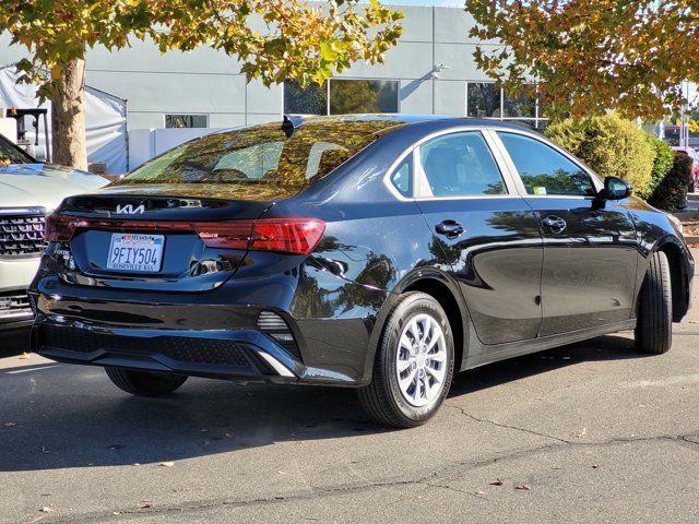 2023 Kia Forte LX