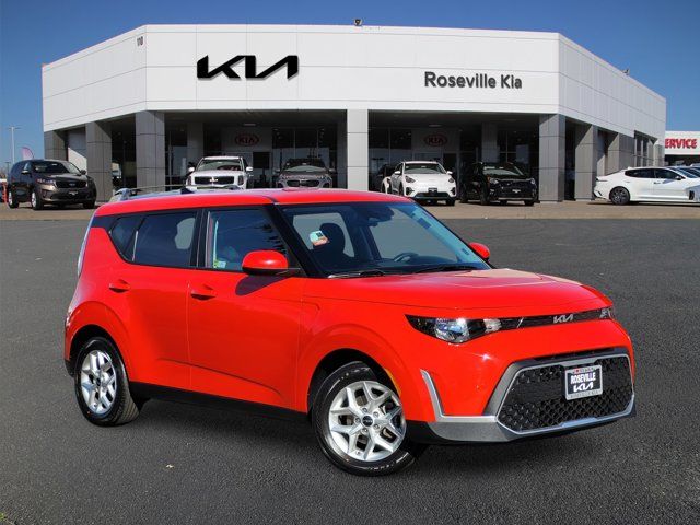 2023 Kia Soul LX