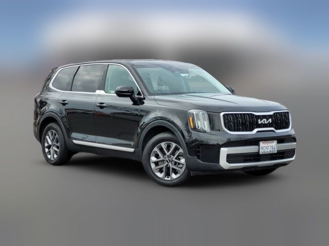 2023 Kia Telluride LX