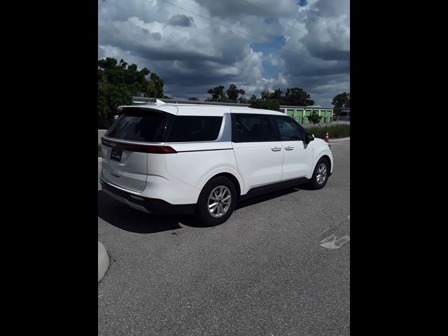 2023 Kia Carnival LX