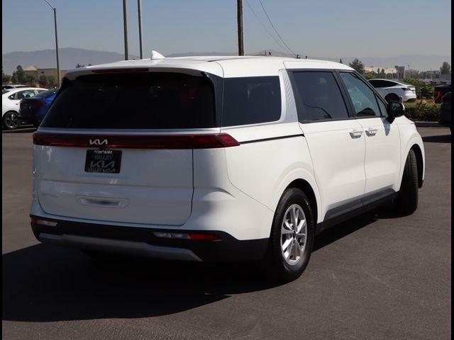 2023 Kia Carnival LX