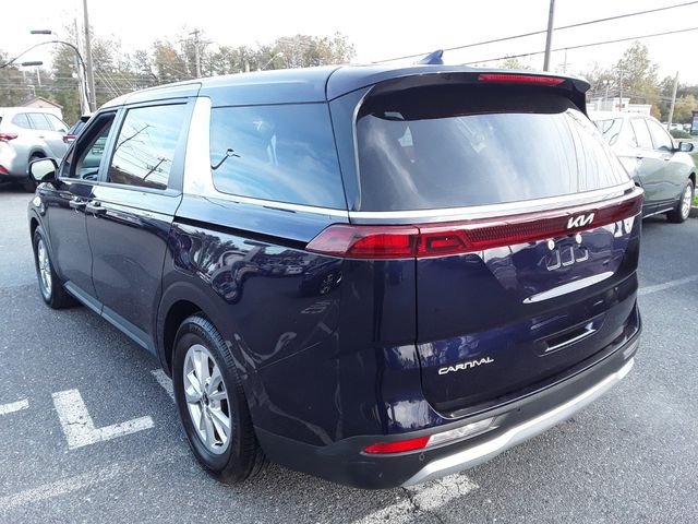 2023 Kia Carnival LX