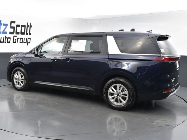 2023 Kia Carnival LX