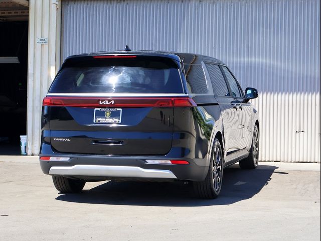 2023 Kia Carnival EX