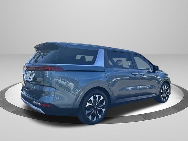 2023 Kia Carnival EX