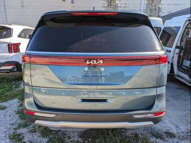 2023 Kia Carnival EX