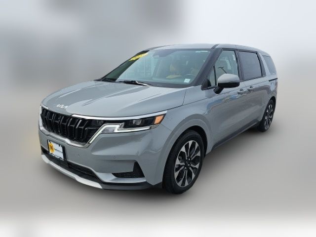 2023 Kia Carnival EX