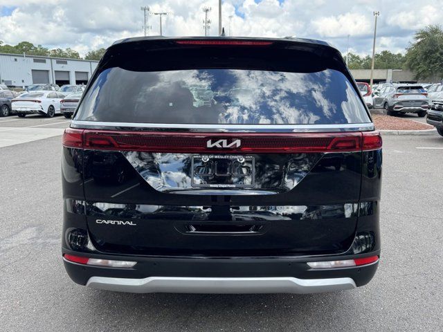 2023 Kia Carnival EX