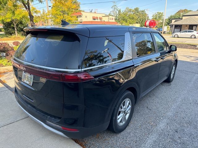 2023 Kia Carnival LX