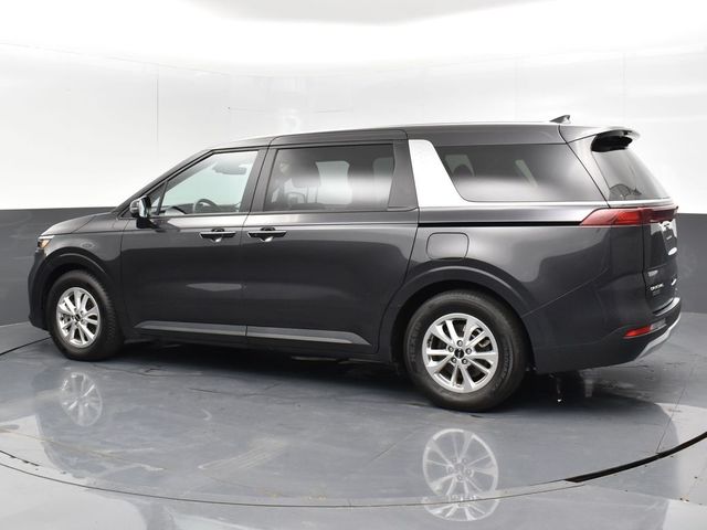 2023 Kia Carnival LX