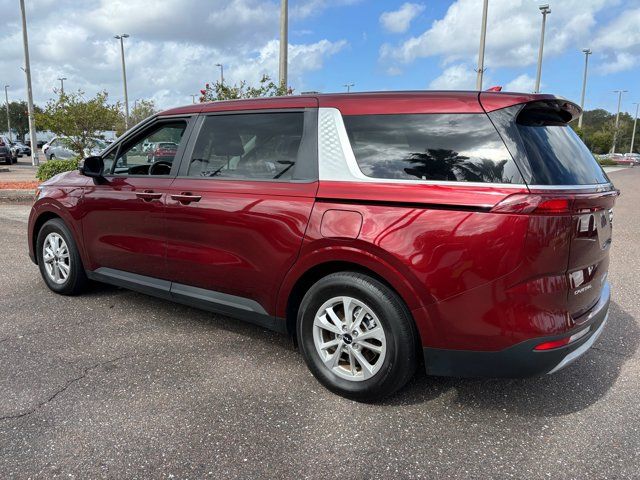 2023 Kia Carnival LX