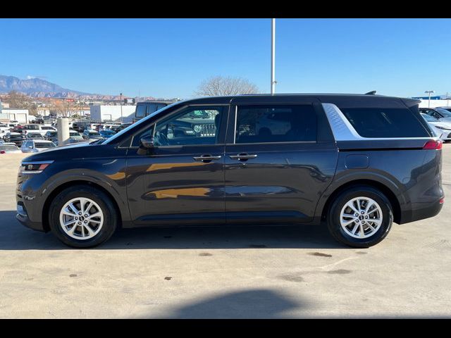 2023 Kia Carnival LX