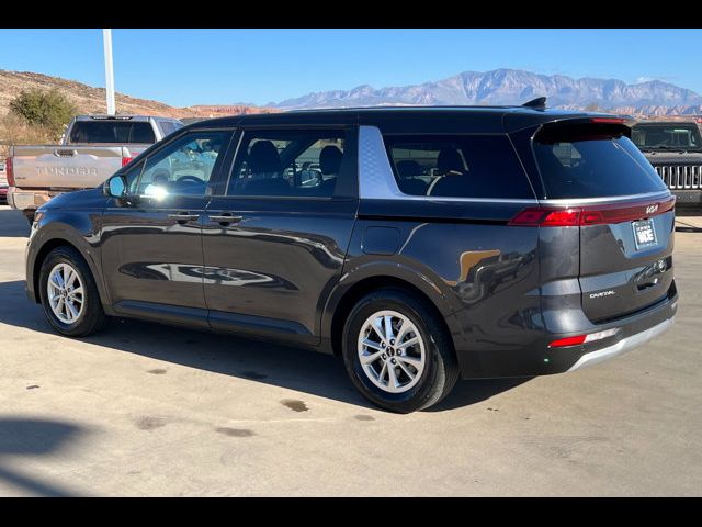 2023 Kia Carnival LX