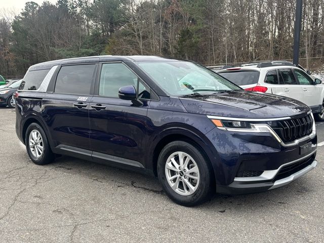 2023 Kia Carnival LX