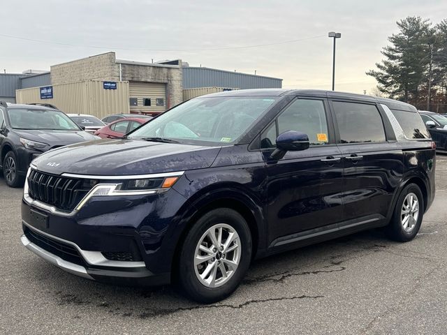 2023 Kia Carnival LX