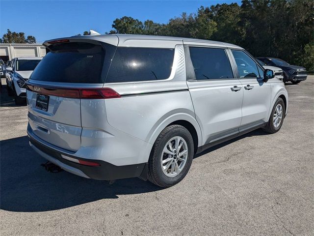 2023 Kia Carnival LX