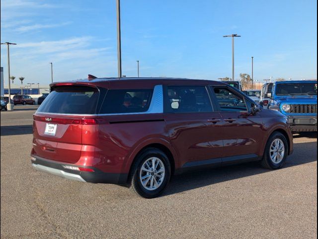 2023 Kia Carnival LX