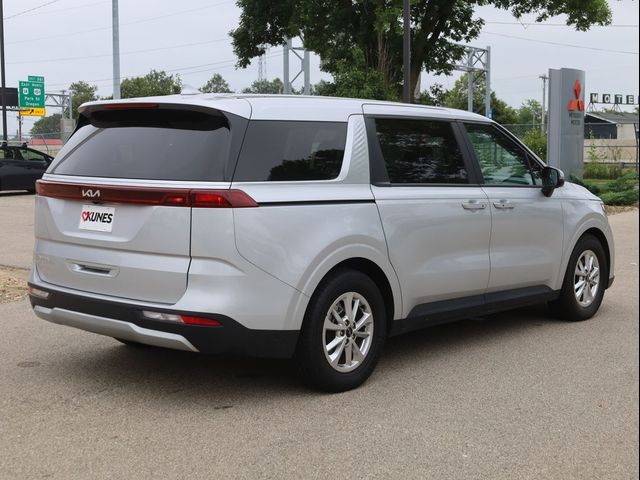 2023 Kia Carnival LX