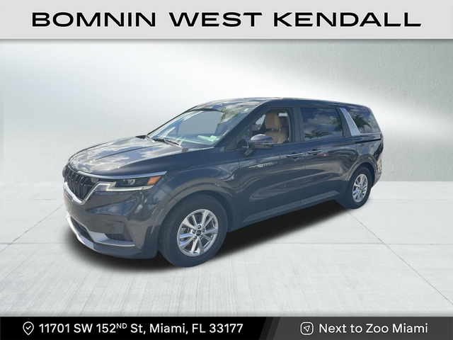 2023 Kia Carnival LX