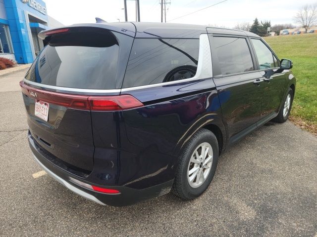 2023 Kia Carnival LX