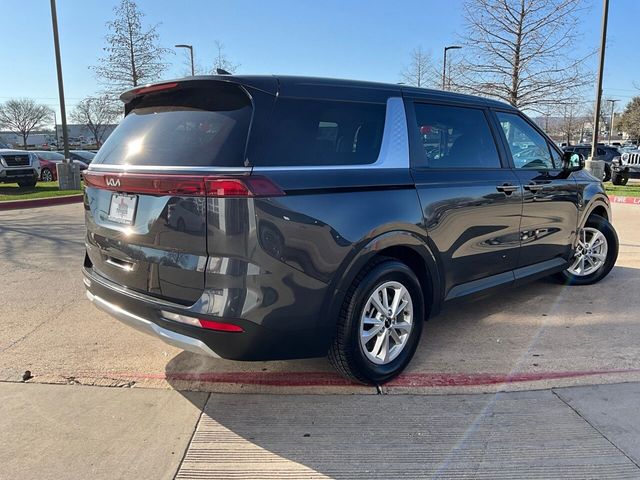 2023 Kia Carnival LX