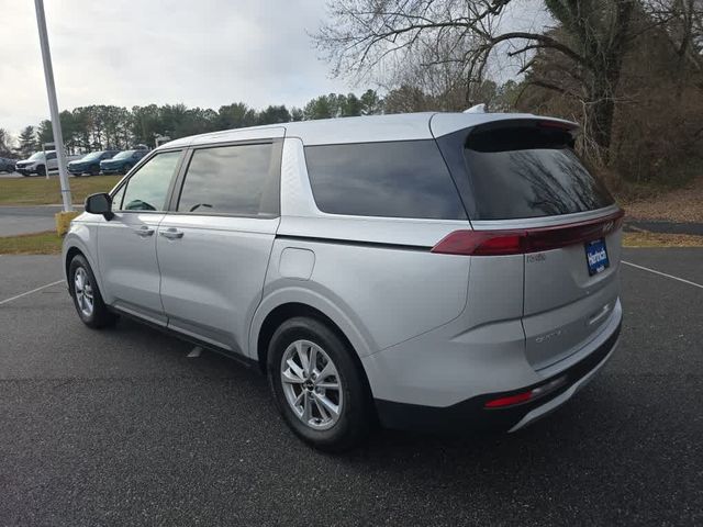 2023 Kia Carnival LX