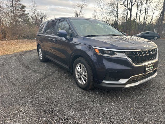 2023 Kia Carnival LX