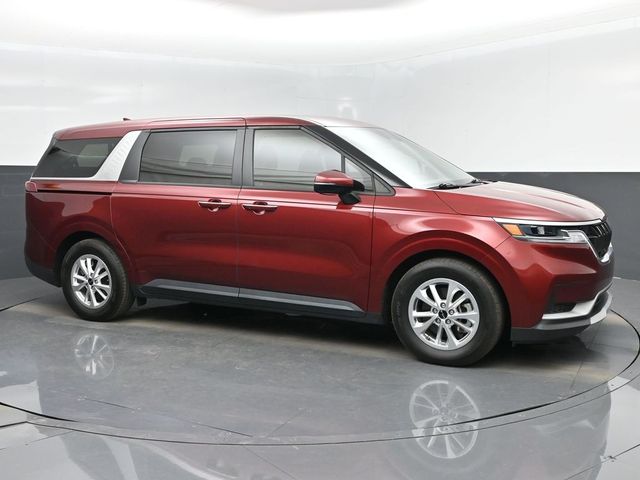 2023 Kia Carnival LX