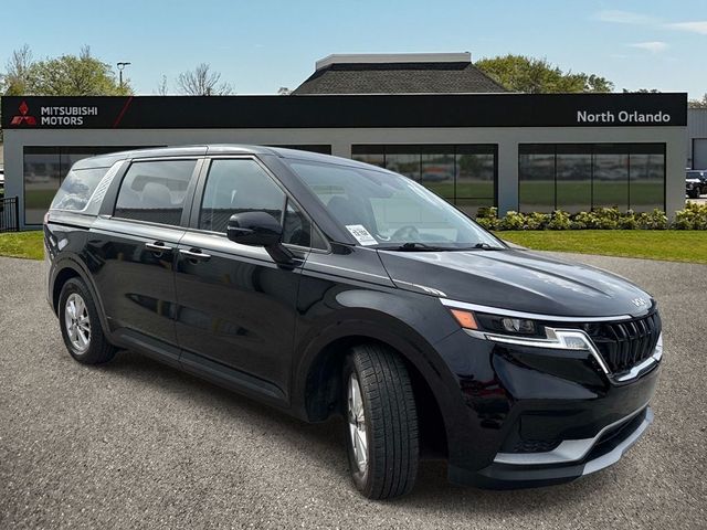 2023 Kia Carnival LX