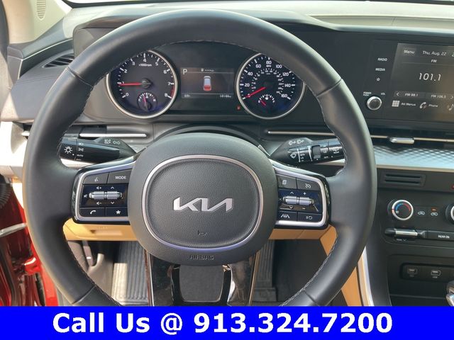 2023 Kia Carnival LX