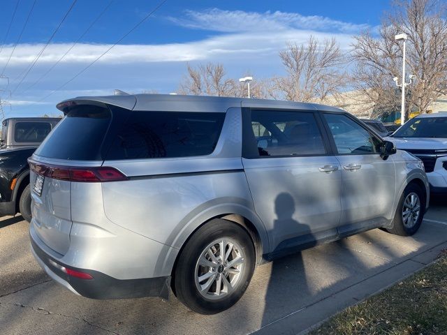 2023 Kia Carnival LX