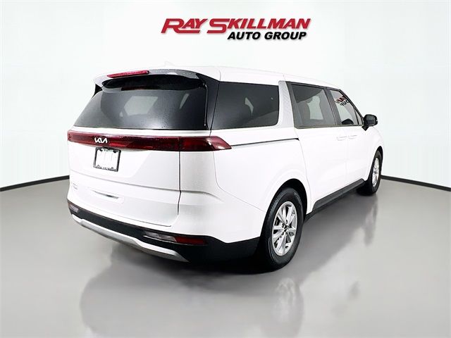 2023 Kia Carnival LX