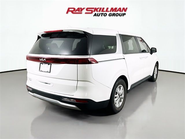 2023 Kia Carnival LX