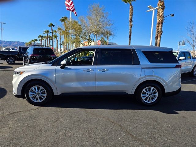 2023 Kia Carnival LX