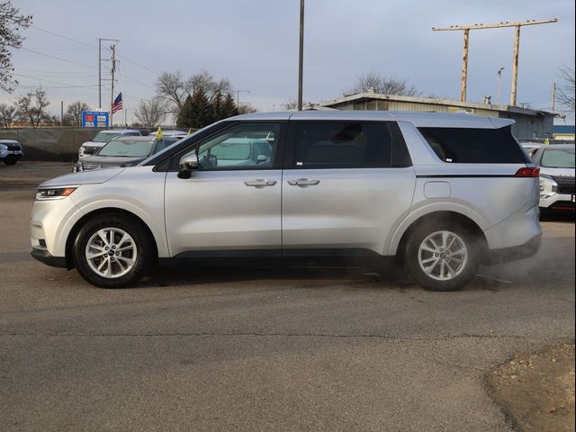 2023 Kia Carnival LX