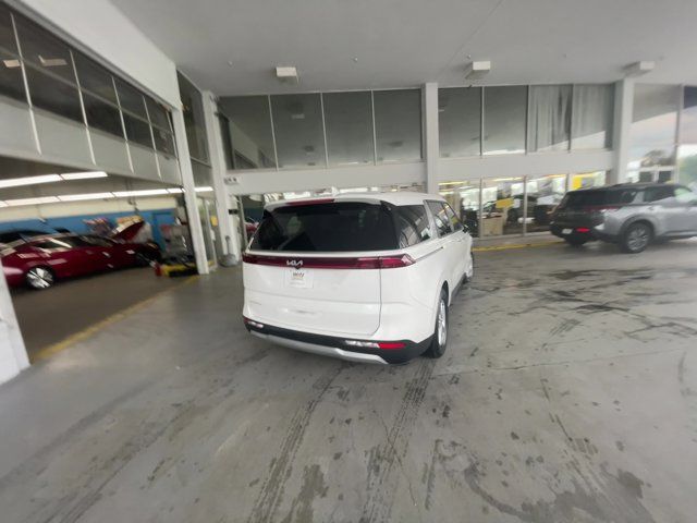 2023 Kia Carnival LX