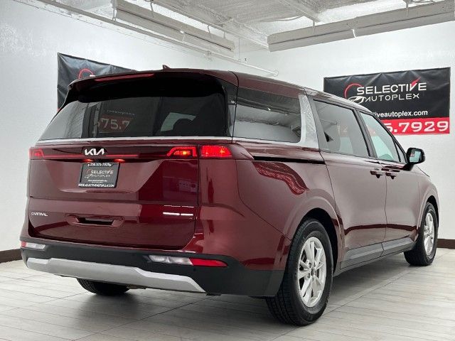 2023 Kia Carnival LX