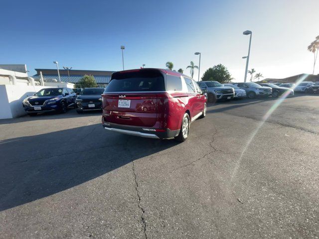 2023 Kia Carnival LX