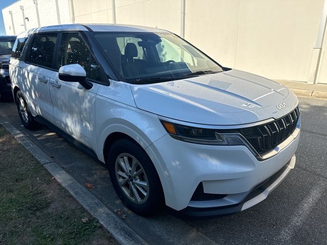 2023 Kia Carnival LX